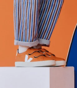 ESPLAR LEATHER PUMPKIN WHITE<VEJA New