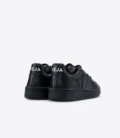 V-10 CWL BLACK BLACK SOLE<VEJA Fashion