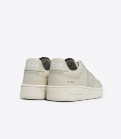 V-90 LEATHER CASHEW PIERRE<VEJA Fashion