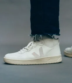 V-15 LEATHER WHITE<VEJA Fashion