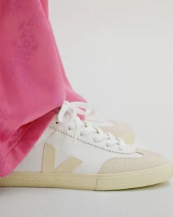 VOLLEY CANVAS WHITE PIERRE<VEJA Clearance